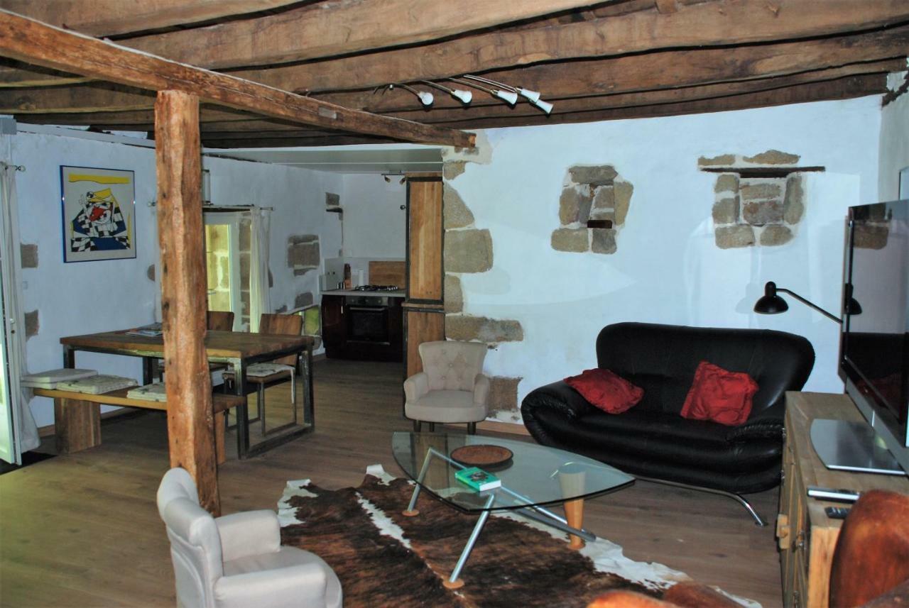 Gites Chateau Le Bois Saint-Julien-aux-Bois Luaran gambar